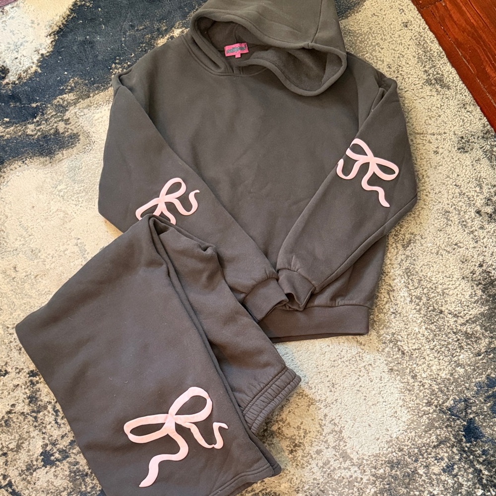 Edikted Charcoal Gray Hoodie & Sweatpants with Pink Ribbon Graphics
